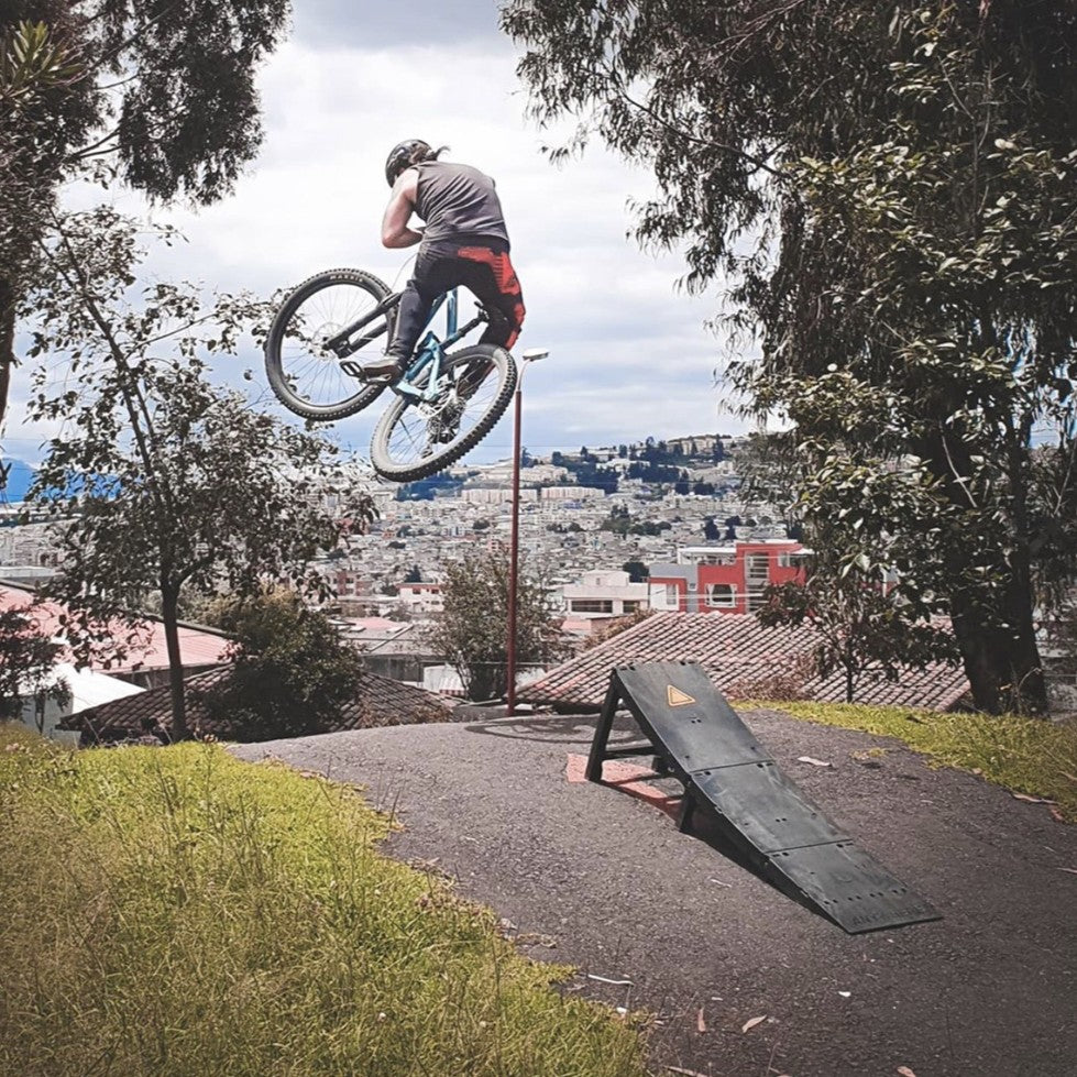 Mountain Biking Jumps, Other Practice Features and Courses – Yardi